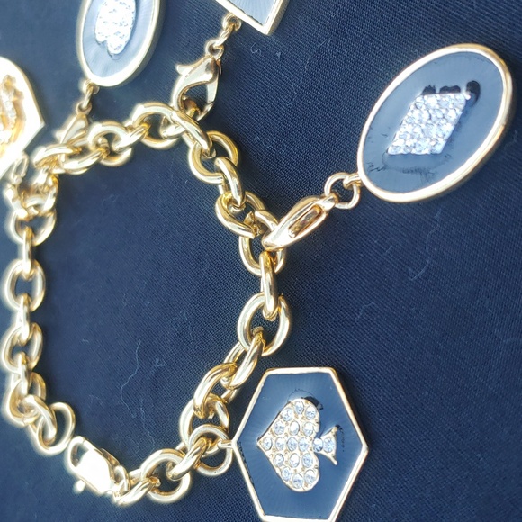 Feeling lucky today Women's gold plated charm bracelet-7 inches - Picture 3 of 8